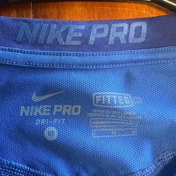 Nike Men's Bright Blue Short Sleeve Tee - Picture 2 of 7